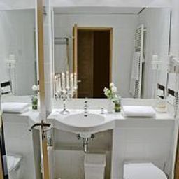 Camera da bagno Lindenhof Golfhotel