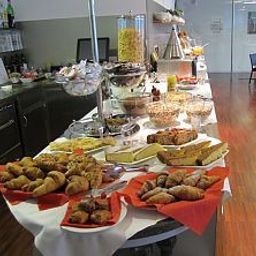 Salle du petit-déjeuner Park Hotel Il Vigneto