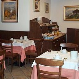 Salle du petit-déjeuner Santa San