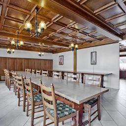 Конференц-зал Kreuz Beim Tom Landgasthaus