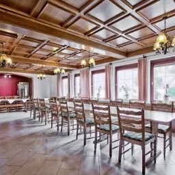 Конференц-зал Kreuz Beim Tom Landgasthaus