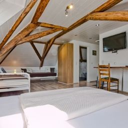Семейные номера Kreuz Beim Tom Landgasthaus