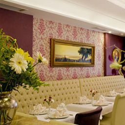 Sala śniadaniowa w restauracji Best Western Premier Suites Regency Suites