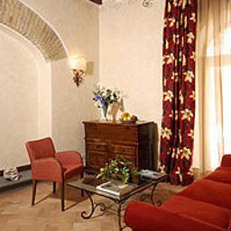 Hall Residenza Santa Maria