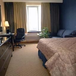 Camera Comfort Hotel & Suites Downtown
