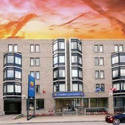 Vista esterna Comfort Hotel & Suites Downtown