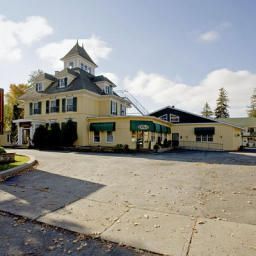 Clarion Inn & Conference Centre Gananoque