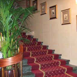 Hall Arbat House