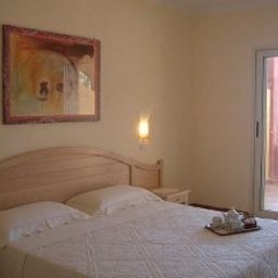  Cruccuris Resort