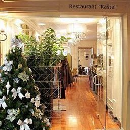 Salle du petit-déjeuner située dans le restaurant BASTION