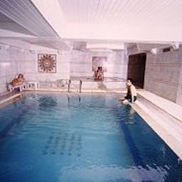 Piscina Cakmak Marble hotel
