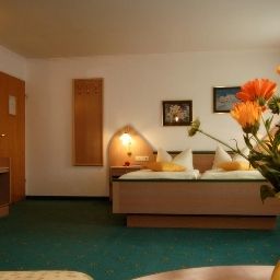 Chambre pour voyageurs d'affaires Gross Erlebnishotel