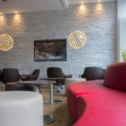 Hall City Aparthotel