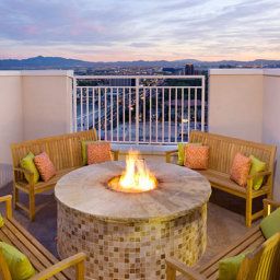  SpringHill Suites Las Vegas Convention Center