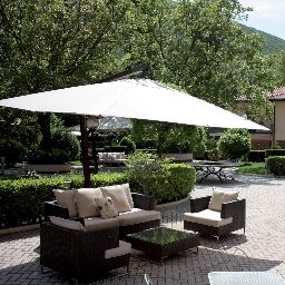 Ogród Guesia Village Hotel