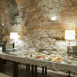Buffet Unicus