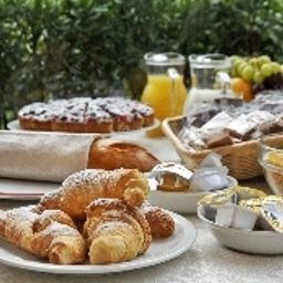 Buffet Primo VelvetRestaurant