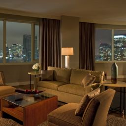 Suite The Westin Jersey City Newport