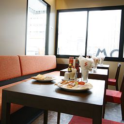 Комната для завтраков Bally's Suite Silom