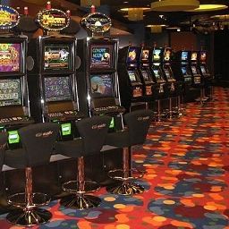 Widok zewnętrzny Casino Safir