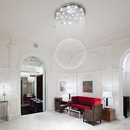Hall Kings Court