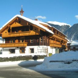Regina Mayrhofen