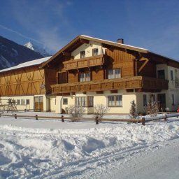 Vista exterior Bauernhof Ferienbauernhof Wendlshof Oetztal Fotos