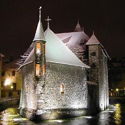 View Fasthotel Annecy Seynod