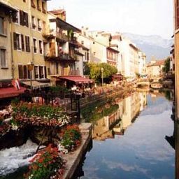 View Fasthotel Annecy Seynod