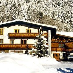 Exterior view Fundus Pension Fotos