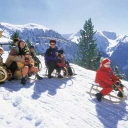  Baby- und Kinderbauernhof Bauernhof BERGHOF THÖNI