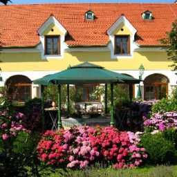 Jardín DAS RÖMERSTEIN das WohlFühlHotel