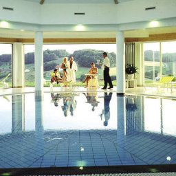 Piscina DAS RÖMERSTEIN das WohlFühlHotel