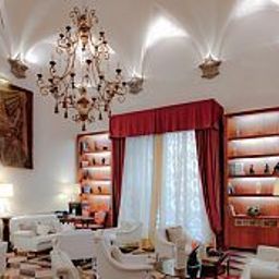 Hall Golden Tower Hotel & Spa