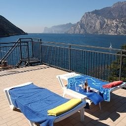 Exterior view Torbole Hotel Residence Fotos