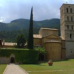 Jardin Abbazia San Pietro in Valle Fotos