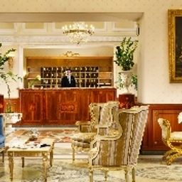 Reception Parkers Grand Hotel