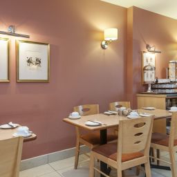 Salle du petit-déjeuner Trebovir