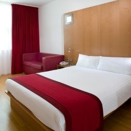 Room Ramada Encore