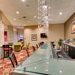 Bar Crowne Plaza MILWAUKEE AIRPORT