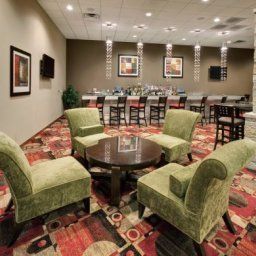 Hala Crowne Plaza MILWAUKEE AIRPORT