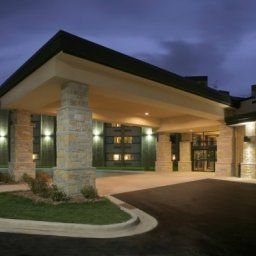 Widok zewnętrzny Crowne Plaza MILWAUKEE AIRPORT
