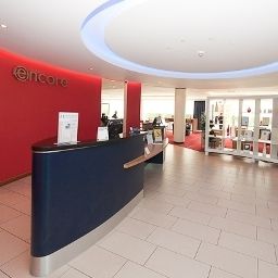 Reception Ramada Encore Warrington
