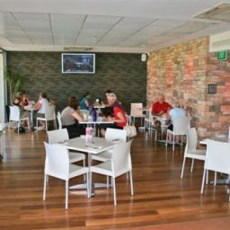 Restaurant Clarion Suites Mullaloo Beach