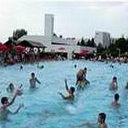 Pool Nais Hotel