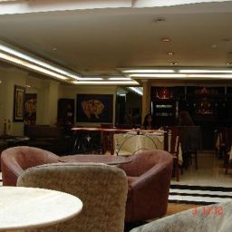  Hotel Embassy Park
