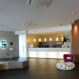 Hall The Hub