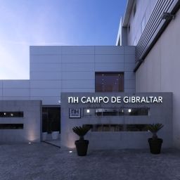Vista exterior NH CAMPO DE GIBRALTAR