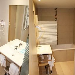 Bathroom Le Relais Saint Jacques QUALYS HOTEL Fotos