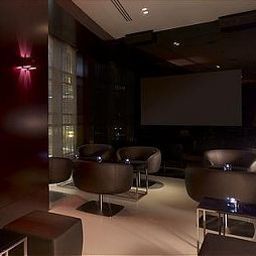 Bar Park Plaza Westminster Bridge London